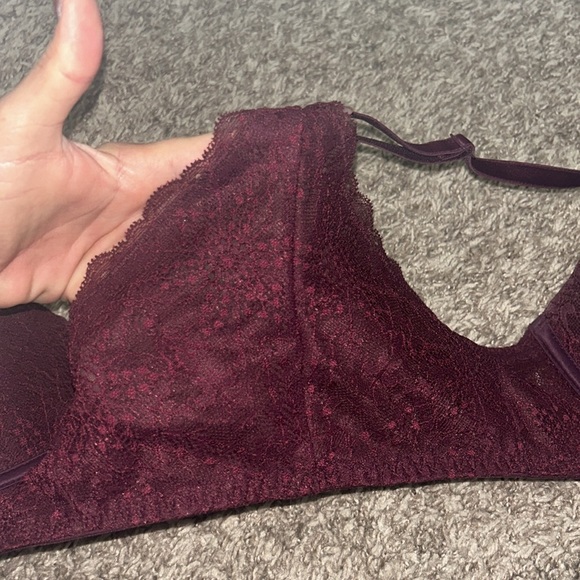 Pink bra - Picture 2 of 3